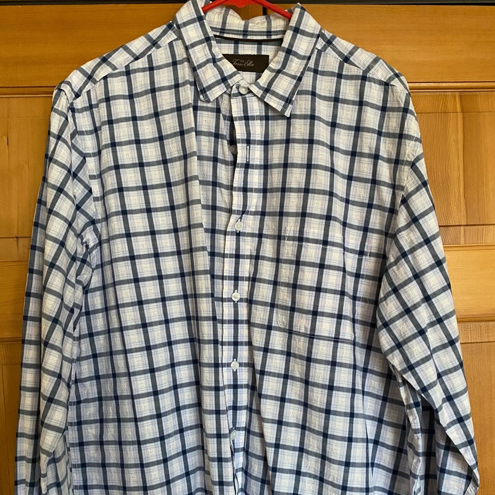 Tasso Elba Men’s Dress Shirt. Size XL